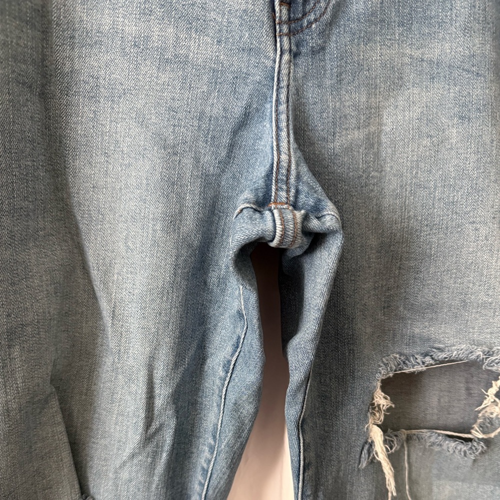 Express Super High Rise Modern Straight Jeans ✨ - Picture 3 of 4